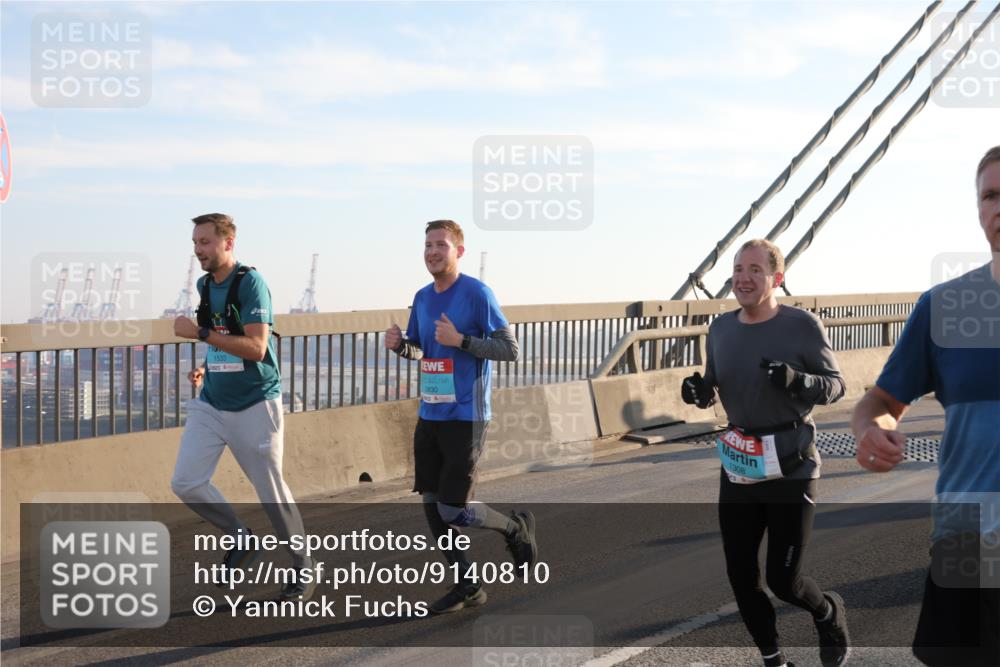 03.10.2025 - Köhlbrandbrückenlauf Yannick Fuchs http://msf.ph/oto/9140810 03.10.2025 08:25:42 Position 2 1533, 8830, 1308 meine-sportfotos.de