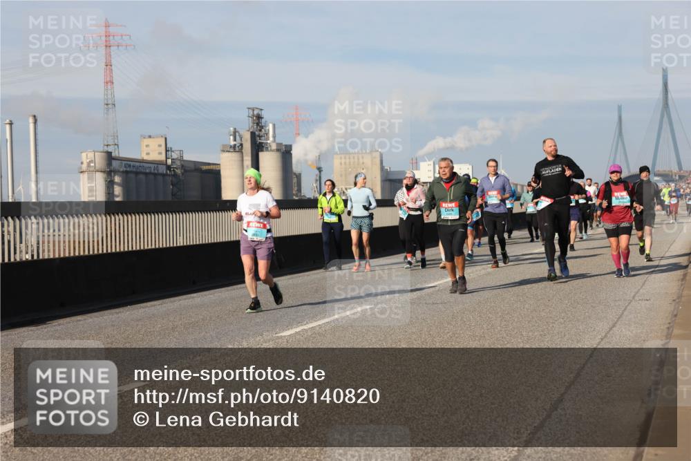 03.10.2025 - Köhlbrandbrückenlauf Lena Gebhardt http://msf.ph/oto/9140820 03.10.2025 09:58:37 Position 2 3833 meine-sportfotos.de