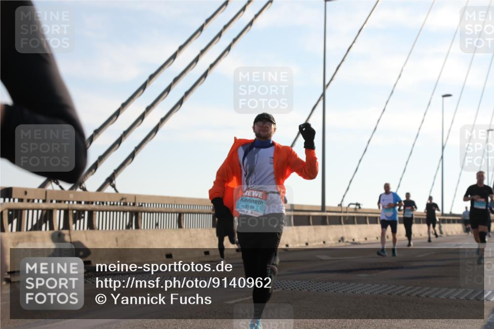 03.10.2025 - Köhlbrandbrückenlauf Yannick Fuchs http://msf.ph/oto/9140962 03.10.2025 08:25:52 Position 2 3164 meine-sportfotos.de