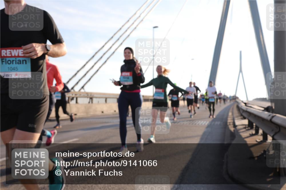 03.10.2025 - Köhlbrandbrückenlauf Yannick Fuchs http://msf.ph/oto/9141066 03.10.2025 08:25:58 Position 2 1045 meine-sportfotos.de