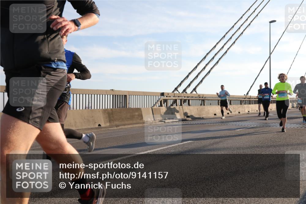 03.10.2025 - Köhlbrandbrückenlauf Yannick Fuchs http://msf.ph/oto/9141157 03.10.2025 08:26:03 Position 2  meine-sportfotos.de