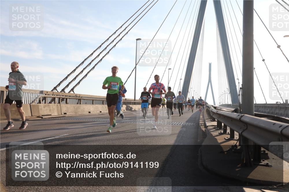 03.10.2025 - Köhlbrandbrückenlauf Yannick Fuchs http://msf.ph/oto/9141199 03.10.2025 08:26:06 Position 2  meine-sportfotos.de