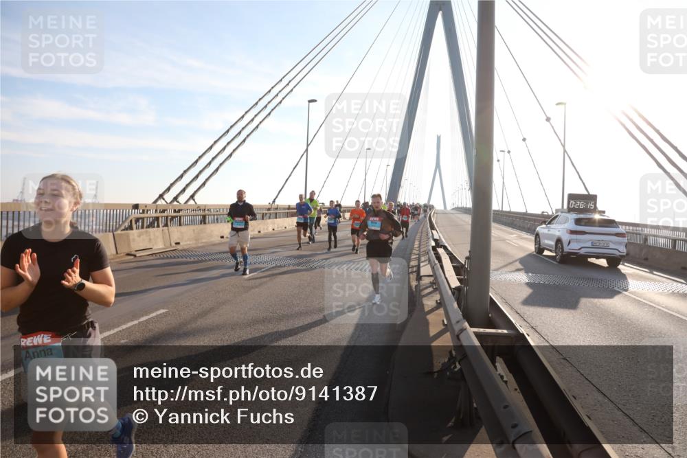 03.10.2025 - Köhlbrandbrückenlauf Yannick Fuchs http://msf.ph/oto/9141387 03.10.2025 08:26:16 Position 2 1242, 0, 26, 15 meine-sportfotos.de