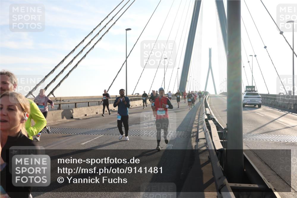 03.10.2025 - Köhlbrandbrückenlauf Yannick Fuchs http://msf.ph/oto/9141481 03.10.2025 08:26:19 Position 2 0, 26, 19 meine-sportfotos.de