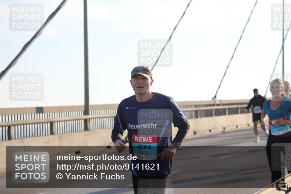 03.10.2025 - Köhlbrandbrückenlauf Yannick Fuchs http://msf.ph/oto/9141621 03.10.2025 08:26:38 Position 2 1250, 1626 meine-sportfotos.de