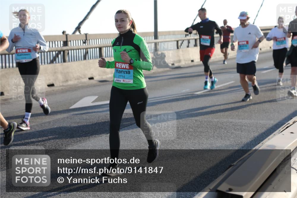 03.10.2025 - Köhlbrandbrückenlauf Yannick Fuchs http://msf.ph/oto/9141847 03.10.2025 08:27:04 Position 2 2714 meine-sportfotos.de