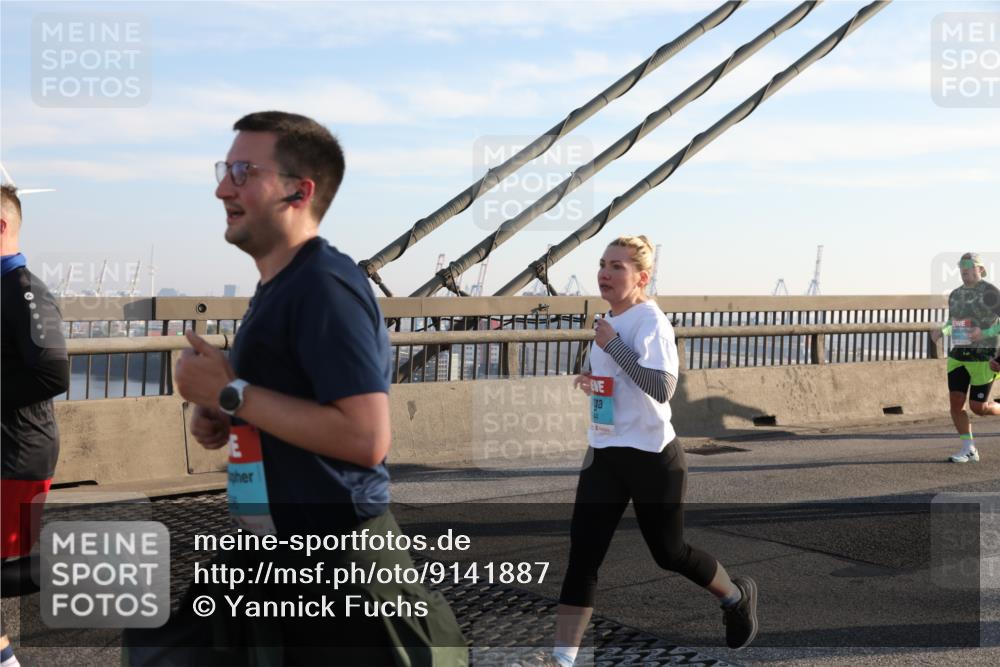03.10.2025 - Köhlbrandbrückenlauf Yannick Fuchs http://msf.ph/oto/9141887 03.10.2025 08:27:08 Position 2  meine-sportfotos.de