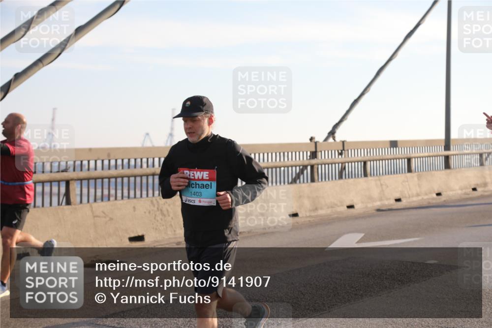 03.10.2025 - Köhlbrandbrückenlauf Yannick Fuchs http://msf.ph/oto/9141907 03.10.2025 08:27:10 Position 2 1403 meine-sportfotos.de