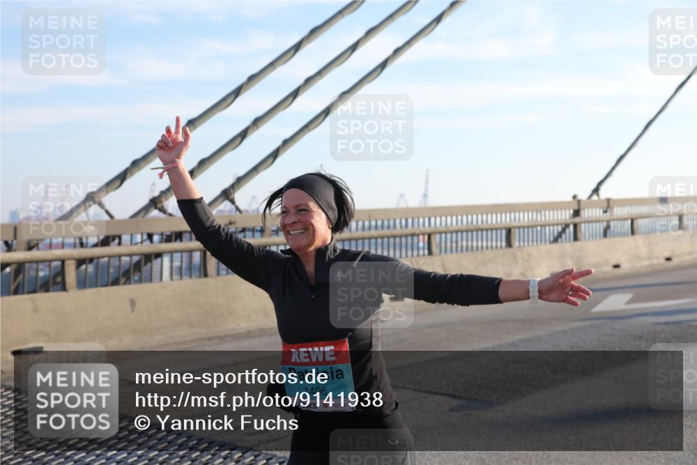 03.10.2025 - Köhlbrandbrückenlauf Yannick Fuchs http://msf.ph/oto/9141938 03.10.2025 08:27:11 Position 2 1496 meine-sportfotos.de