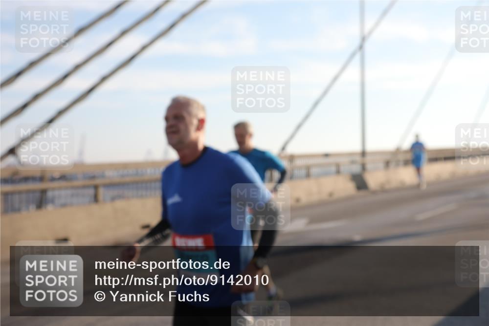 03.10.2025 - Köhlbrandbrückenlauf Yannick Fuchs http://msf.ph/oto/9142010 03.10.2025 08:27:18 Position 2  meine-sportfotos.de