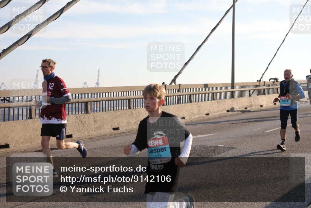 03.10.2025 - Köhlbrandbrückenlauf Yannick Fuchs http://msf.ph/oto/9142106 03.10.2025 08:27:28 Position 2 12, 1173 meine-sportfotos.de
