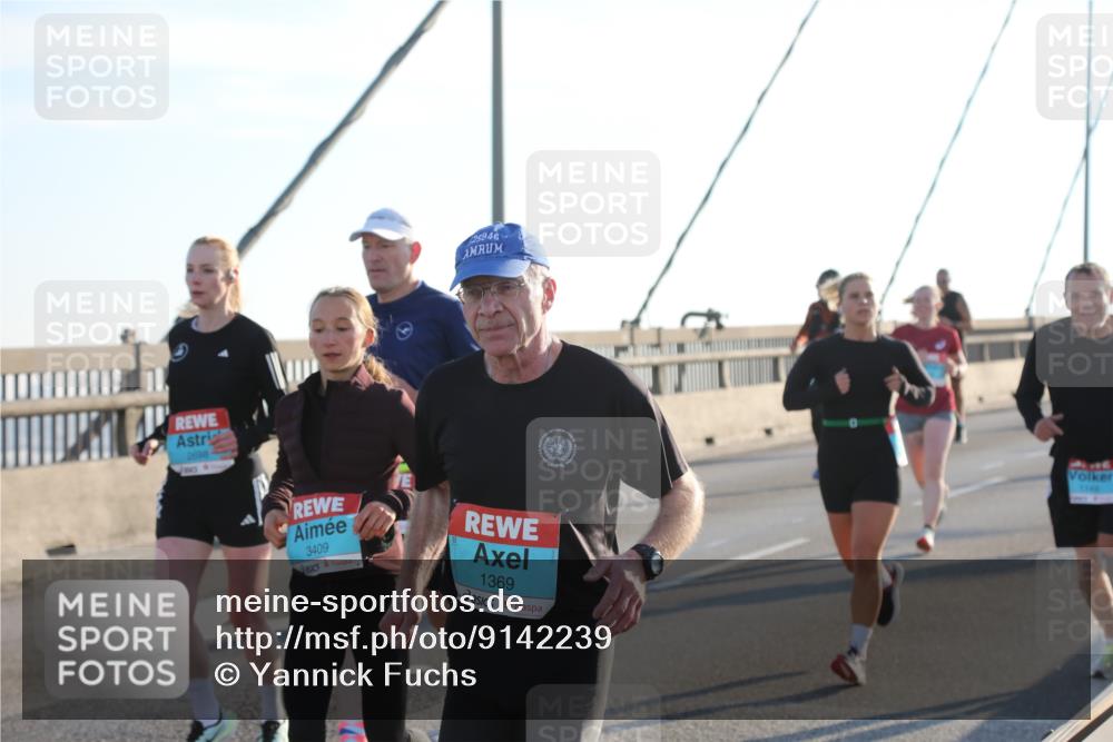 03.10.2025 - Köhlbrandbrückenlauf Yannick Fuchs http://msf.ph/oto/9142239 03.10.2025 08:27:41 Position 2 2698, 25946, 3409, 1369 meine-sportfotos.de