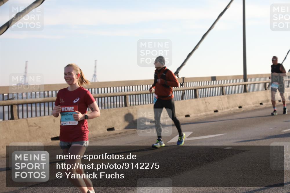 03.10.2025 - Köhlbrandbrückenlauf Yannick Fuchs http://msf.ph/oto/9142275 03.10.2025 08:27:44 Position 2 1410 meine-sportfotos.de