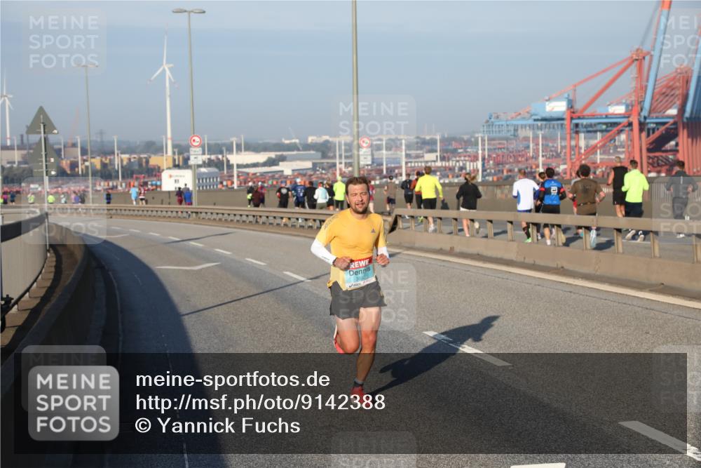 03.10.2025 - Köhlbrandbrückenlauf Yannick Fuchs http://msf.ph/oto/9142388 03.10.2025 08:28:00 Position 2 3590 meine-sportfotos.de