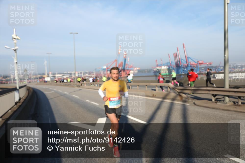 03.10.2025 - Köhlbrandbrückenlauf Yannick Fuchs http://msf.ph/oto/9142426 03.10.2025 08:28:01 Position 2  meine-sportfotos.de