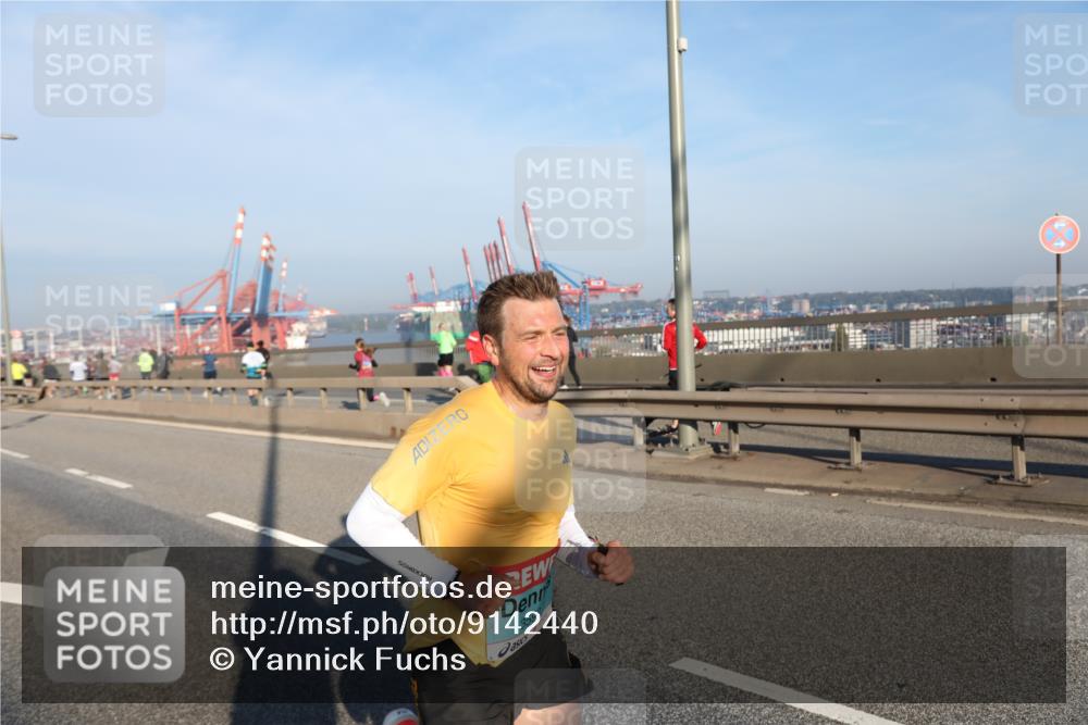 03.10.2025 - Köhlbrandbrückenlauf Yannick Fuchs http://msf.ph/oto/9142440 03.10.2025 08:28:02 Position 2 35, 90 meine-sportfotos.de
