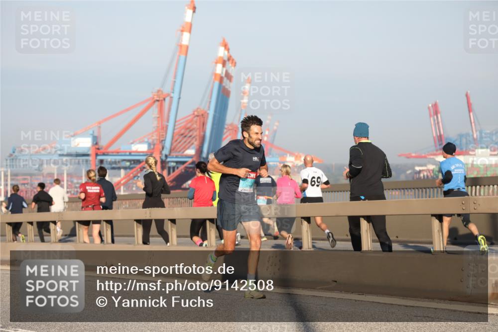 03.10.2025 - Köhlbrandbrückenlauf Yannick Fuchs http://msf.ph/oto/9142508 03.10.2025 08:28:49 Position 2 376, 69 meine-sportfotos.de