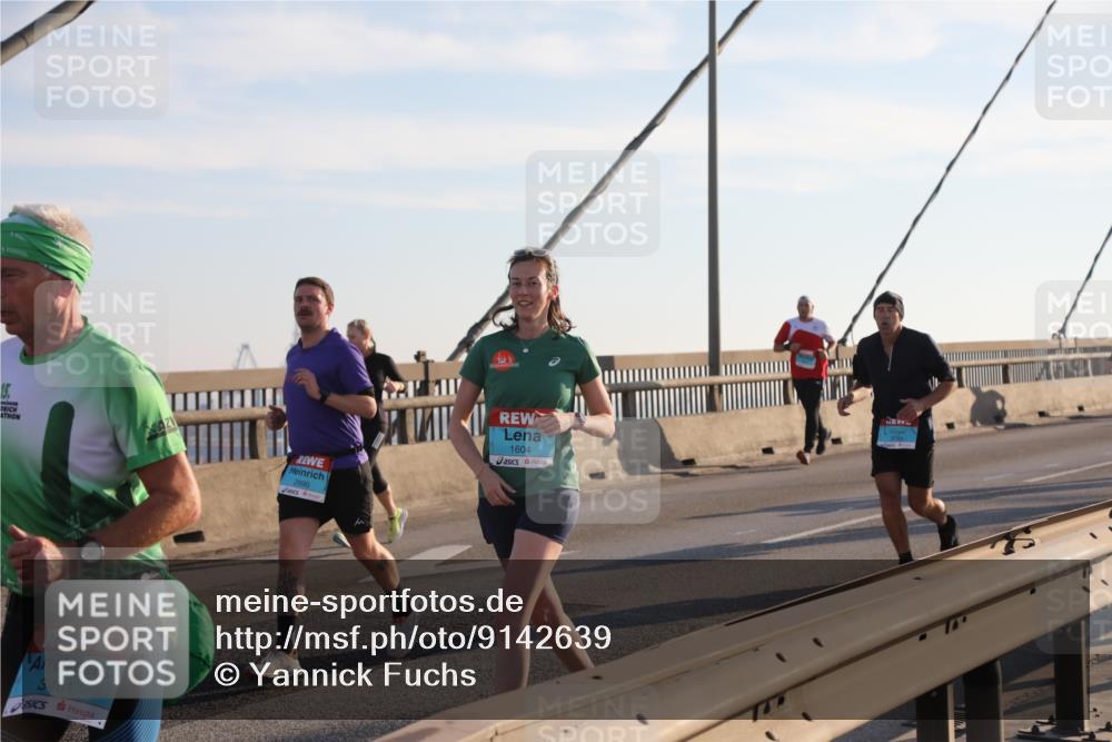 03.10.2025 - Köhlbrandbrückenlauf Yannick Fuchs http://msf.ph/oto/9142639 03.10.2025 08:29:33 Position 2 3461, 2990, 1604 meine-sportfotos.de