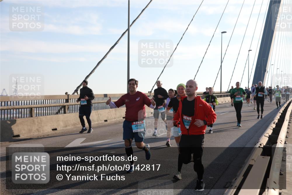 03.10.2025 - Köhlbrandbrückenlauf Yannick Fuchs http://msf.ph/oto/9142817 03.10.2025 08:29:44 Position 2 1962 meine-sportfotos.de