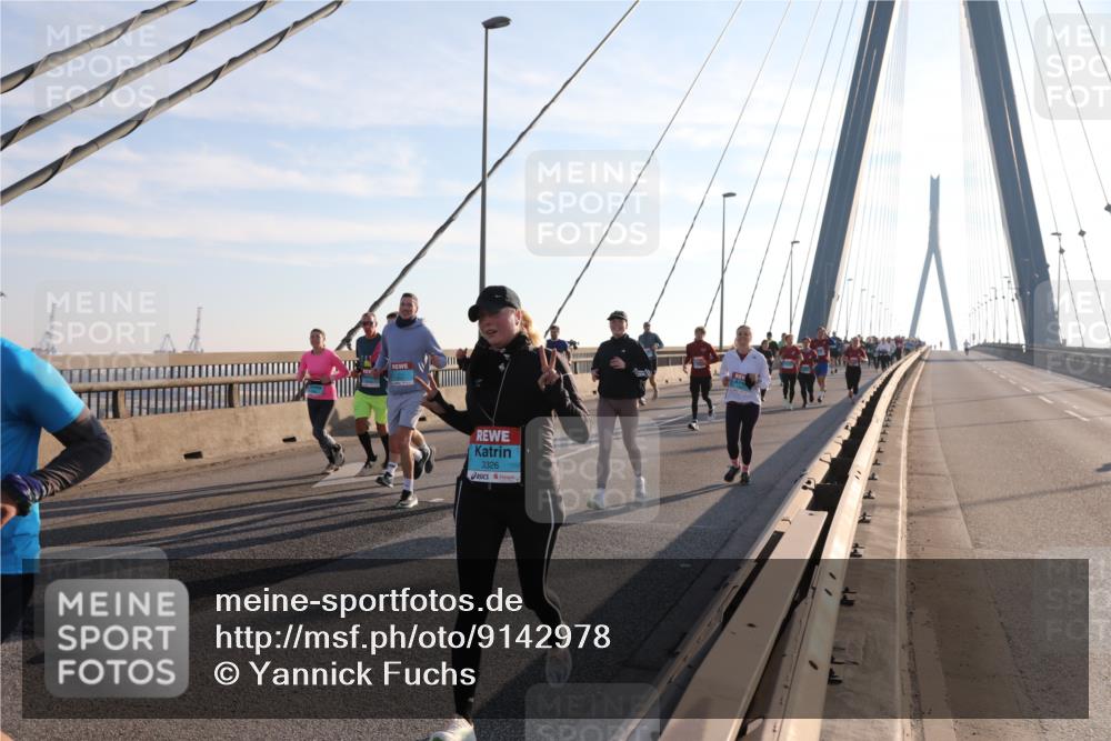 03.10.2025 - Köhlbrandbrückenlauf Yannick Fuchs http://msf.ph/oto/9142978 03.10.2025 08:29:56 Position 2 3326 meine-sportfotos.de