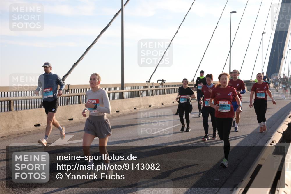03.10.2025 - Köhlbrandbrückenlauf Yannick Fuchs http://msf.ph/oto/9143082 03.10.2025 08:30:00 Position 2 1458, 1705 meine-sportfotos.de