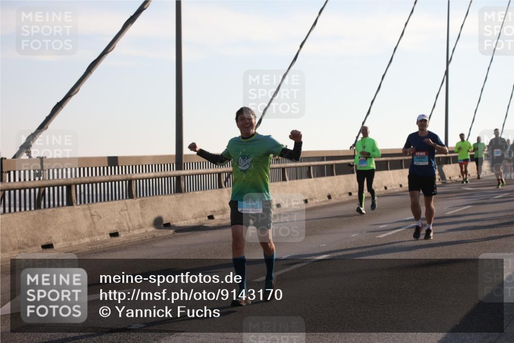 03.10.2025 - Köhlbrandbrückenlauf Yannick Fuchs http://msf.ph/oto/9143170 03.10.2025 08:30:04 Position 2 1362 meine-sportfotos.de