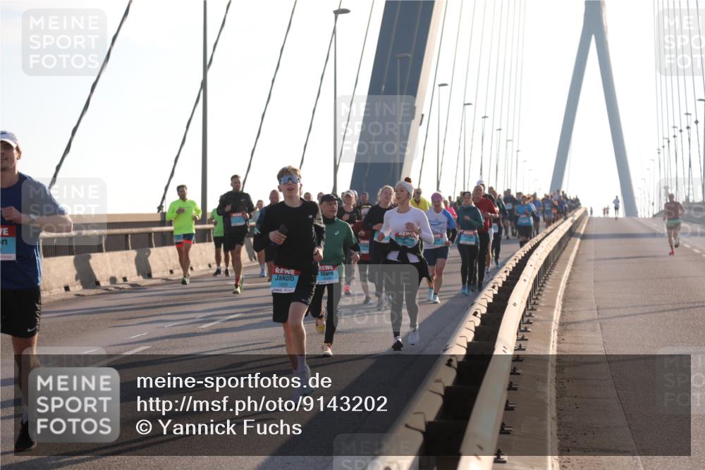 03.10.2025 - Köhlbrandbrückenlauf Yannick Fuchs http://msf.ph/oto/9143202 03.10.2025 08:30:06 Position 2 1933 meine-sportfotos.de
