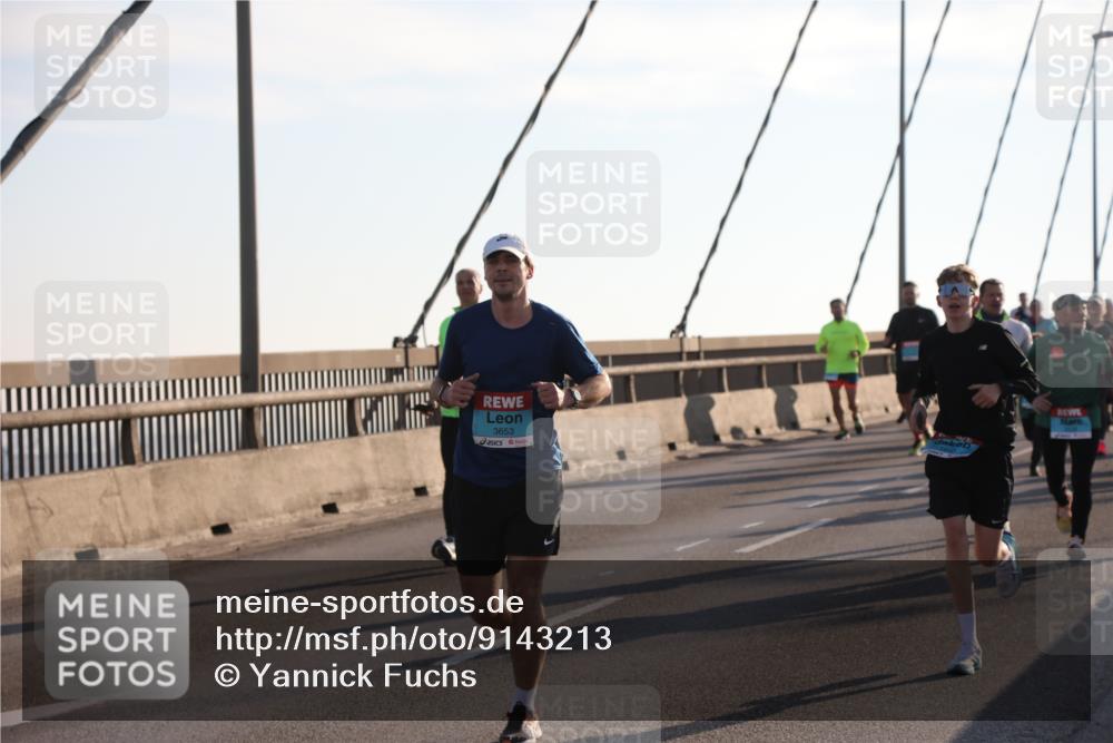 03.10.2025 - Köhlbrandbrückenlauf Yannick Fuchs http://msf.ph/oto/9143213 03.10.2025 08:30:06 Position 2 3653 meine-sportfotos.de