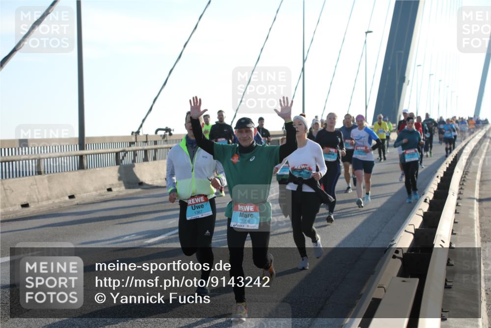 03.10.2025 - Köhlbrandbrückenlauf Yannick Fuchs http://msf.ph/oto/9143242 03.10.2025 08:30:09 Position 2 1367, 2, 3238 meine-sportfotos.de