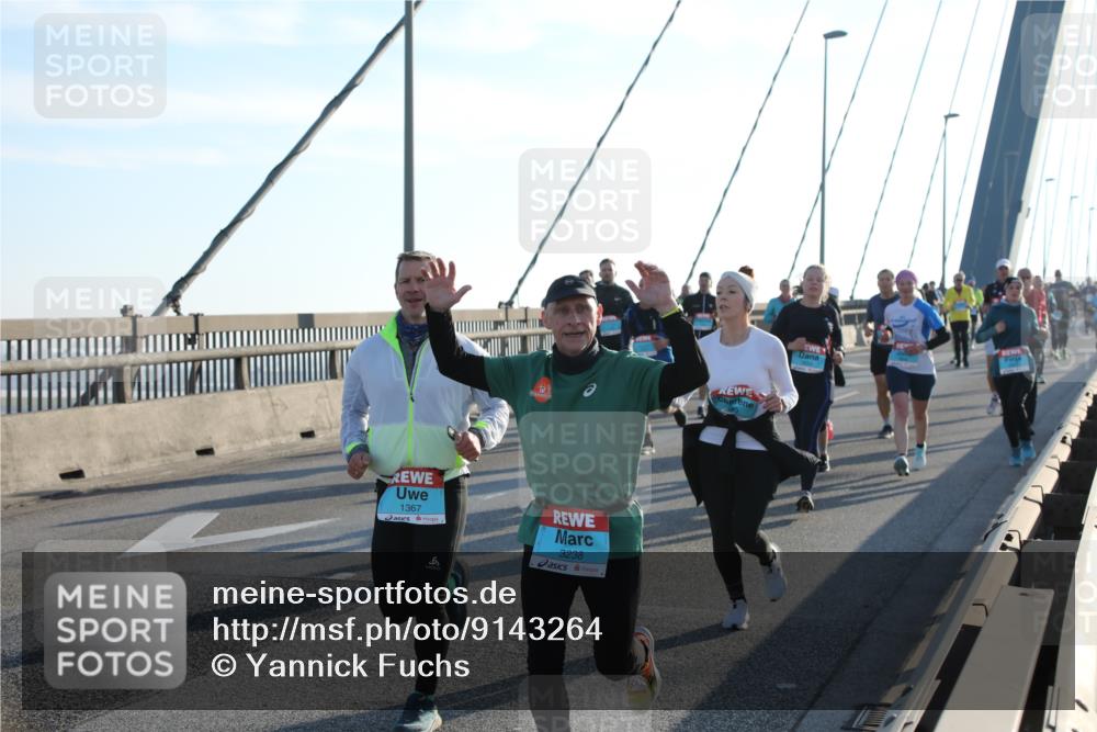 03.10.2025 - Köhlbrandbrückenlauf Yannick Fuchs http://msf.ph/oto/9143264 03.10.2025 08:30:10 Position 2 1367, 3238 meine-sportfotos.de