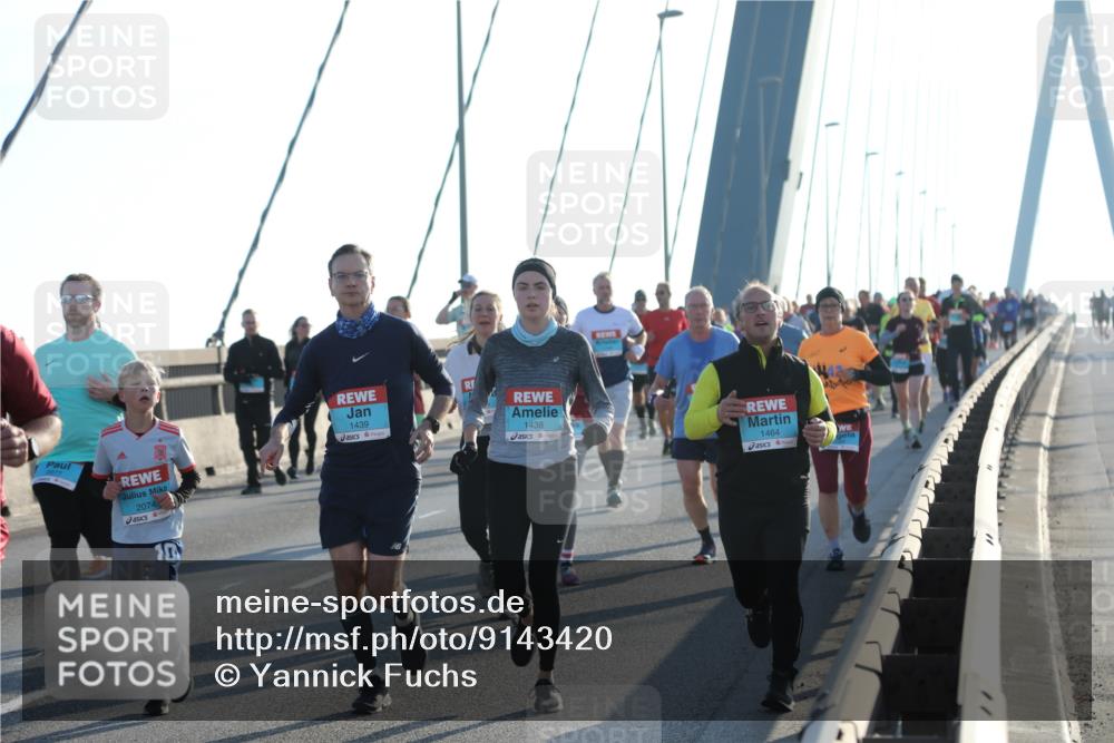 03.10.2025 - Köhlbrandbrückenlauf Yannick Fuchs http://msf.ph/oto/9143420 03.10.2025 08:30:25 Position 2 2074, 1439, 10, 1438, 1464 meine-sportfotos.de