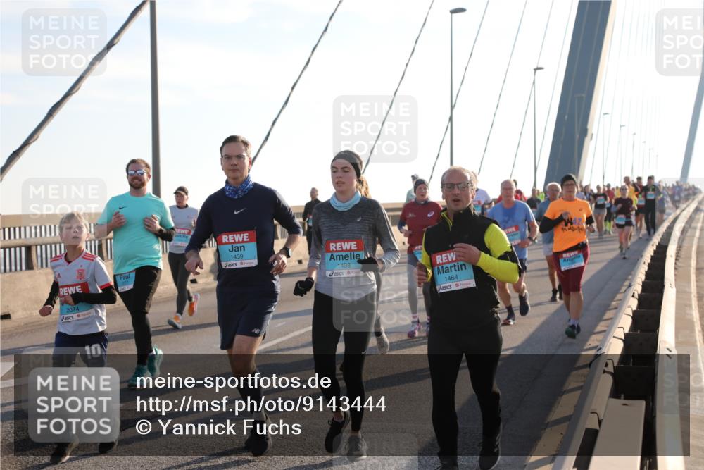 03.10.2025 - Köhlbrandbrückenlauf Yannick Fuchs http://msf.ph/oto/9143444 03.10.2025 08:30:27 Position 2 2074, 10, 1439, 1438, 1464 meine-sportfotos.de