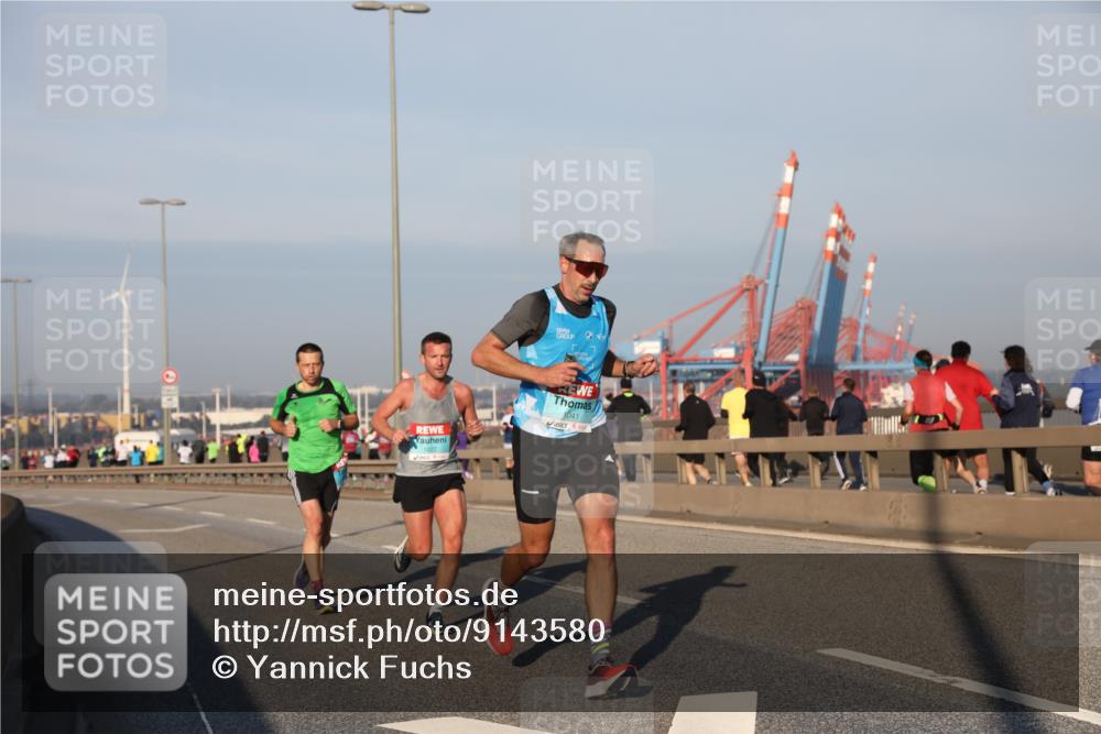 03.10.2025 - Köhlbrandbrückenlauf Yannick Fuchs http://msf.ph/oto/9143580 03.10.2025 08:30:47 Position 2  meine-sportfotos.de