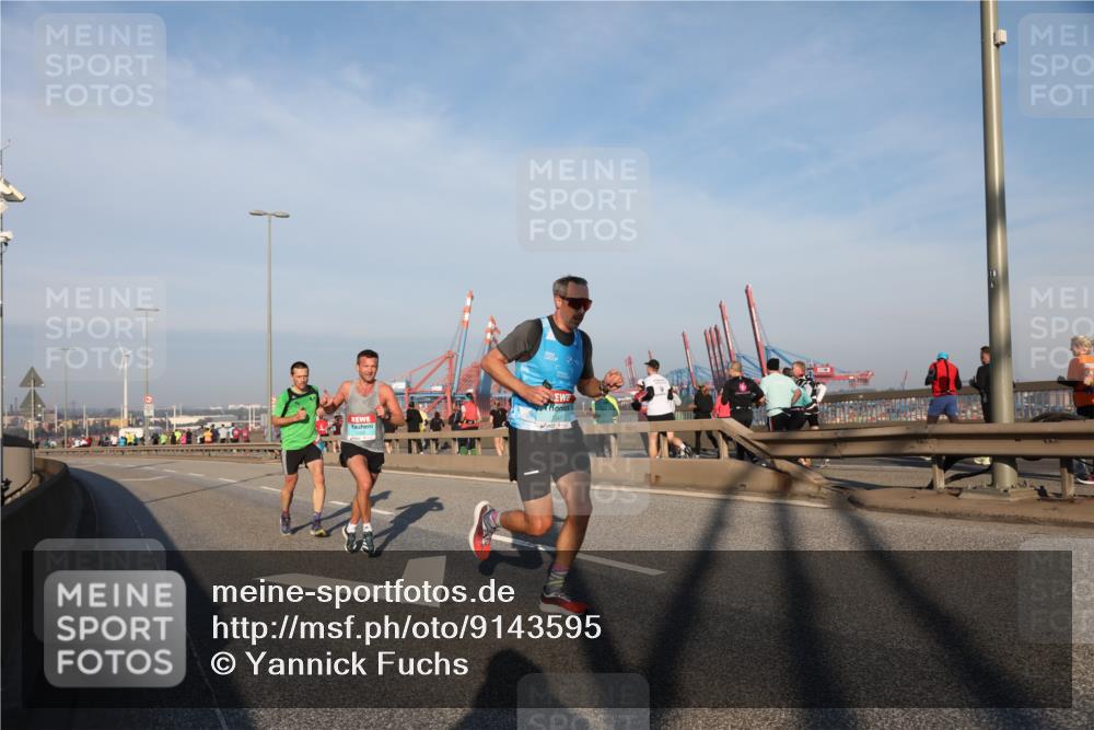 03.10.2025 - Köhlbrandbrückenlauf Yannick Fuchs http://msf.ph/oto/9143595 03.10.2025 08:30:48 Position 2  meine-sportfotos.de
