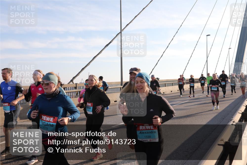03.10.2025 - Köhlbrandbrückenlauf Yannick Fuchs http://msf.ph/oto/9143723 03.10.2025 08:31:10 Position 2 751, 2079, 1538 meine-sportfotos.de