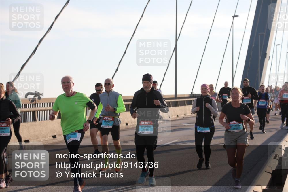 03.10.2025 - Köhlbrandbrückenlauf Yannick Fuchs http://msf.ph/oto/9143736 03.10.2025 08:31:12 Position 2 1615, 3528, 1634, 2499 meine-sportfotos.de