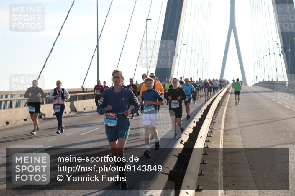 03.10.2025 - Köhlbrandbrückenlauf Yannick Fuchs http://msf.ph/oto/9143849 03.10.2025 08:31:21 Position 2 3372 meine-sportfotos.de