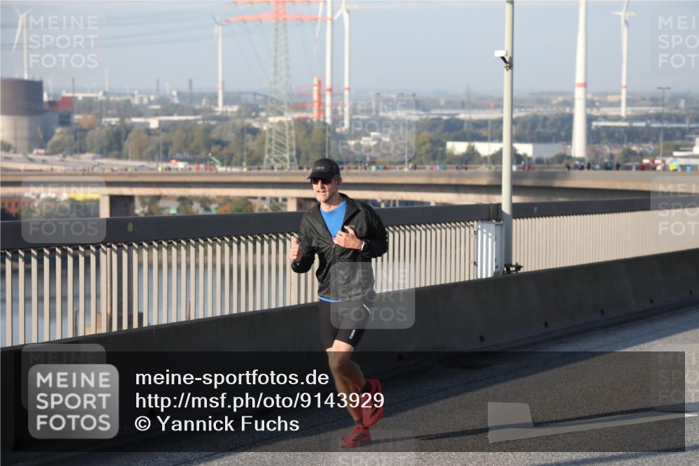 03.10.2025 - Köhlbrandbrückenlauf Yannick Fuchs http://msf.ph/oto/9143929 03.10.2025 08:31:29 Position 2  meine-sportfotos.de