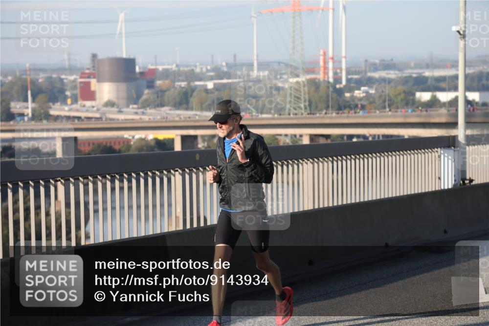 03.10.2025 - Köhlbrandbrückenlauf Yannick Fuchs http://msf.ph/oto/9143934 03.10.2025 08:31:30 Position 2  meine-sportfotos.de