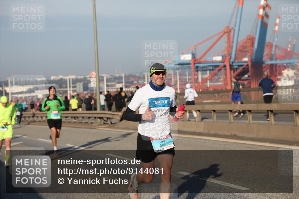 03.10.2025 - Köhlbrandbrückenlauf Yannick Fuchs http://msf.ph/oto/9144081 03.10.2025 08:31:56 Position 2 3740 meine-sportfotos.de