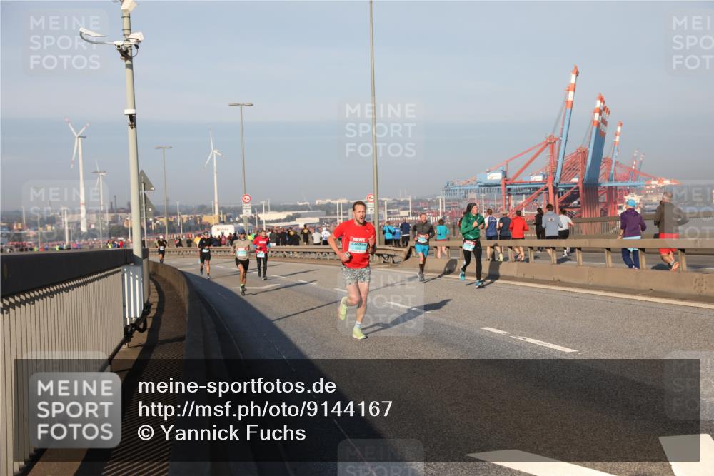 03.10.2025 - Köhlbrandbrückenlauf Yannick Fuchs http://msf.ph/oto/9144167 03.10.2025 08:32:05 Position 2  meine-sportfotos.de