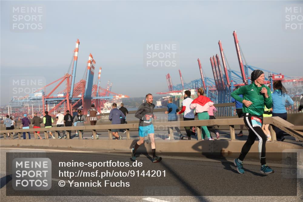 03.10.2025 - Köhlbrandbrückenlauf Yannick Fuchs http://msf.ph/oto/9144201 03.10.2025 08:32:09 Position 2  meine-sportfotos.de