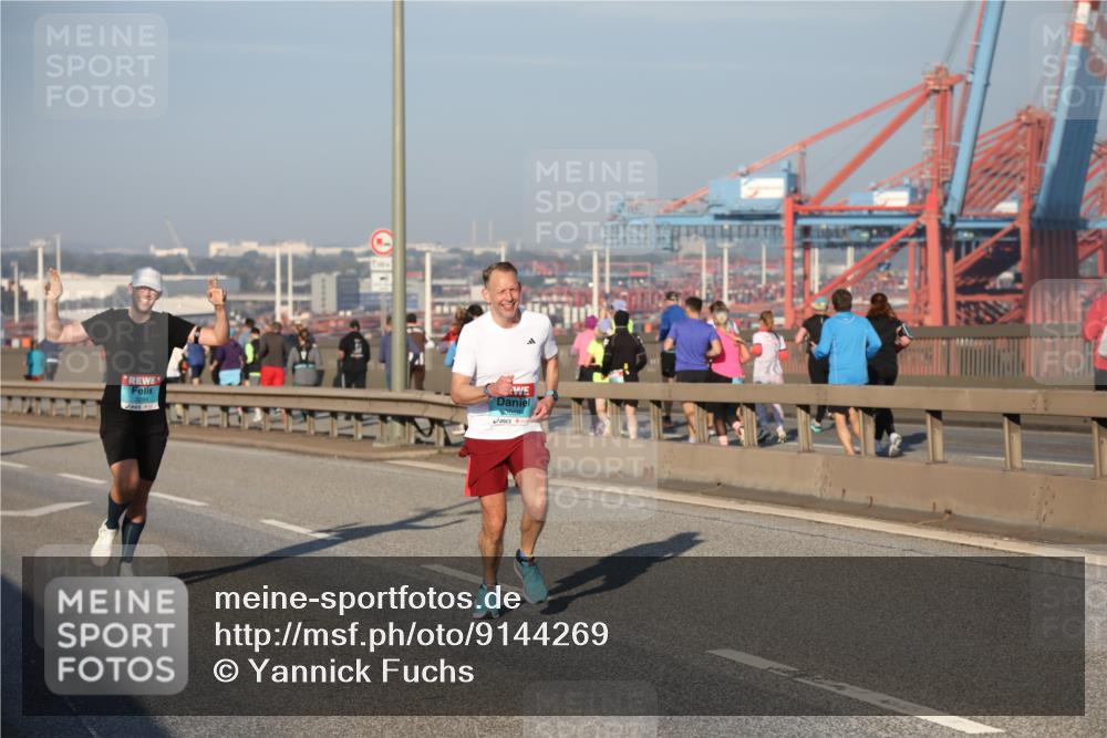 03.10.2025 - Köhlbrandbrückenlauf Yannick Fuchs http://msf.ph/oto/9144269 03.10.2025 08:32:17 Position 2  meine-sportfotos.de