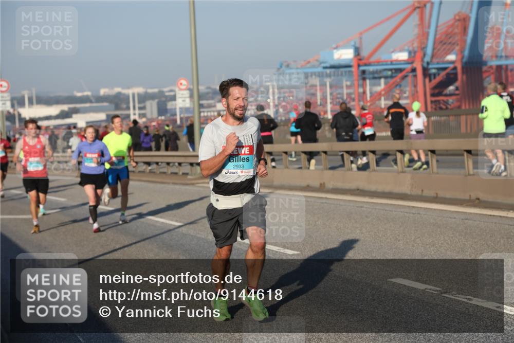 03.10.2025 - Köhlbrandbrückenlauf Yannick Fuchs http://msf.ph/oto/9144618 03.10.2025 08:33:05 Position 2 2933 meine-sportfotos.de