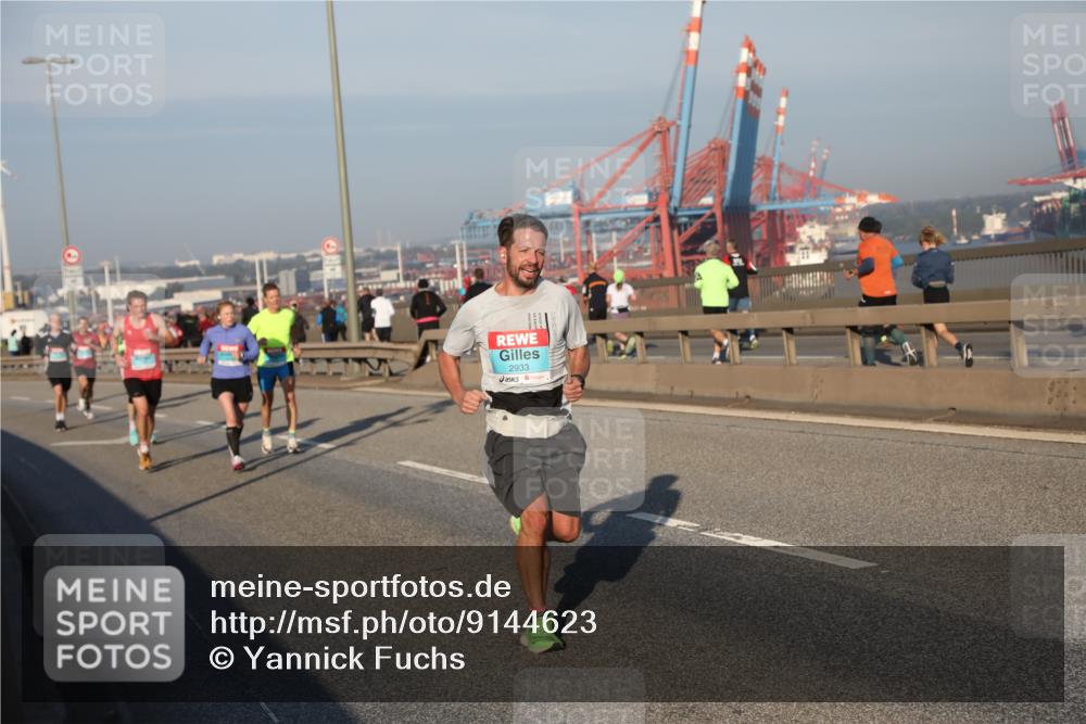 03.10.2025 - Köhlbrandbrückenlauf Yannick Fuchs http://msf.ph/oto/9144623 03.10.2025 08:33:05 Position 2 2933 meine-sportfotos.de