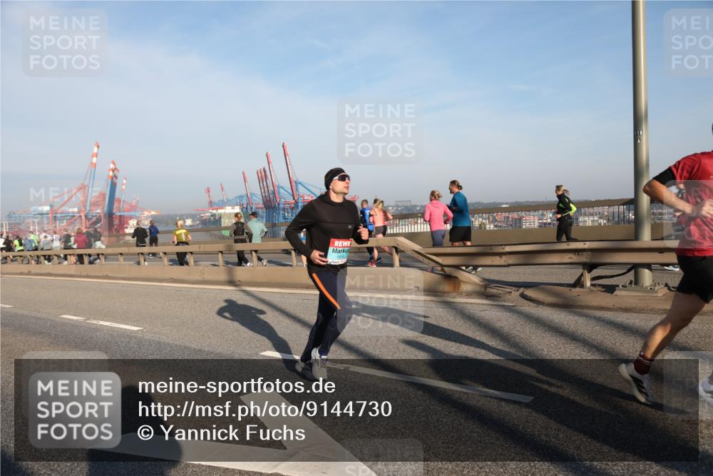 03.10.2025 - Köhlbrandbrückenlauf Yannick Fuchs http://msf.ph/oto/9144730 03.10.2025 08:33:15 Position 2 1019 meine-sportfotos.de