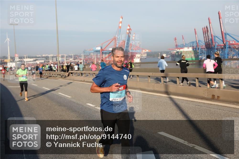 03.10.2025 - Köhlbrandbrückenlauf Yannick Fuchs http://msf.ph/oto/9144740 03.10.2025 08:33:21 Position 2 3756 meine-sportfotos.de