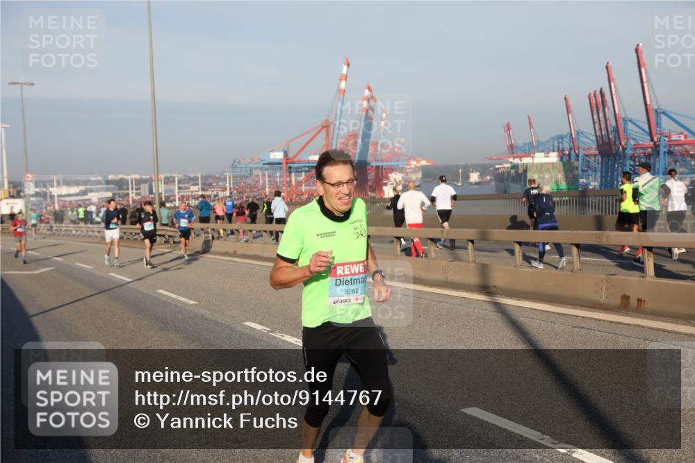 03.10.2025 - Köhlbrandbrückenlauf Yannick Fuchs http://msf.ph/oto/9144767 03.10.2025 08:33:25 Position 2 3262 meine-sportfotos.de