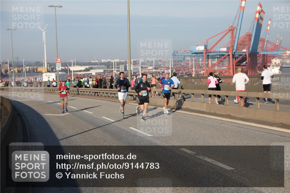 03.10.2025 - Köhlbrandbrückenlauf Yannick Fuchs http://msf.ph/oto/9144783 03.10.2025 08:33:26 Position 2  meine-sportfotos.de