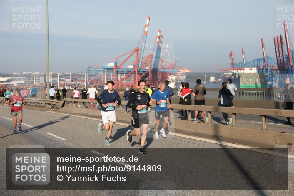 03.10.2025 - Köhlbrandbrückenlauf Yannick Fuchs http://msf.ph/oto/9144809 03.10.2025 08:33:29 Position 2  meine-sportfotos.de